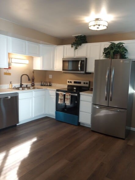 Building Photo - 111 Crystal Park Rd