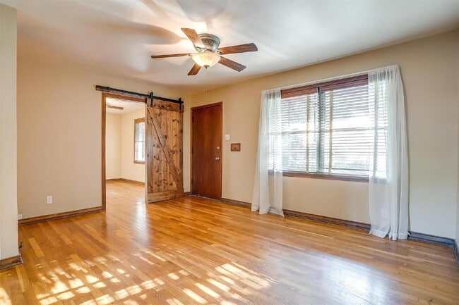 Building Photo - 2 Bedroom Apartment in Historic Monticello Neighborhood