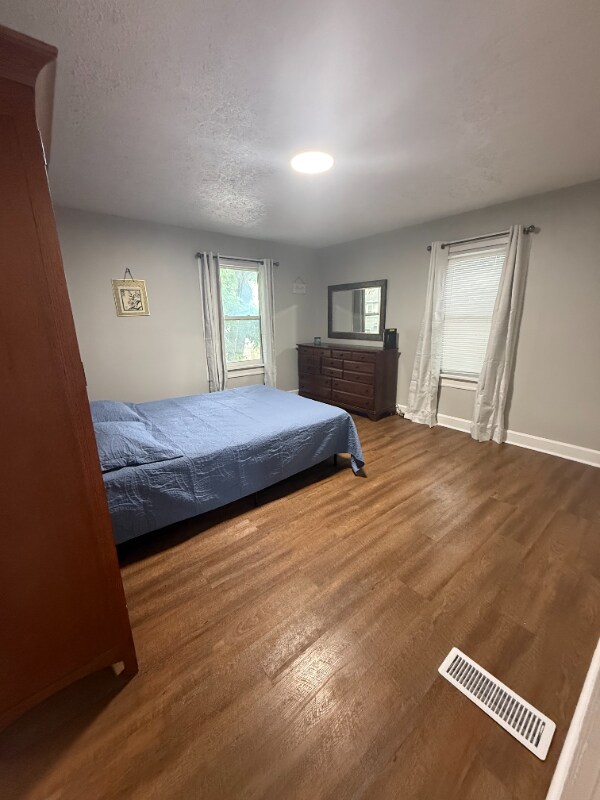 Building Photo - 4823 E Michigan St