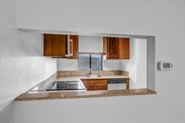 Building Photo - 7940 University Ave