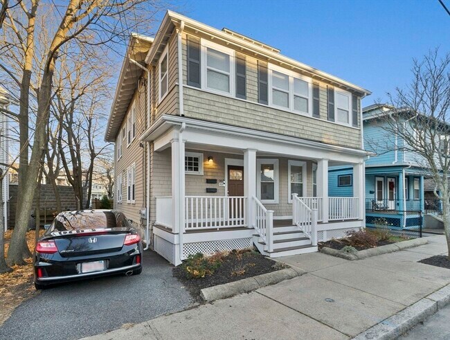Building Photo - 99 Yeomans Ave