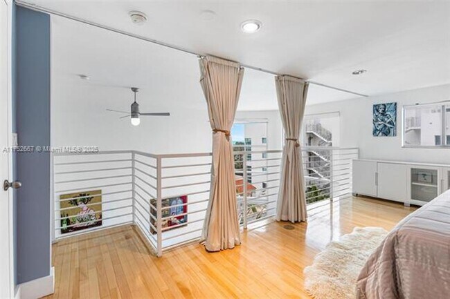 Building Photo - 7728 Collins Ave