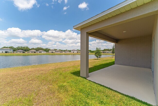 Building Photo - Almost New 4/3.5 Home with Waterview and 2...