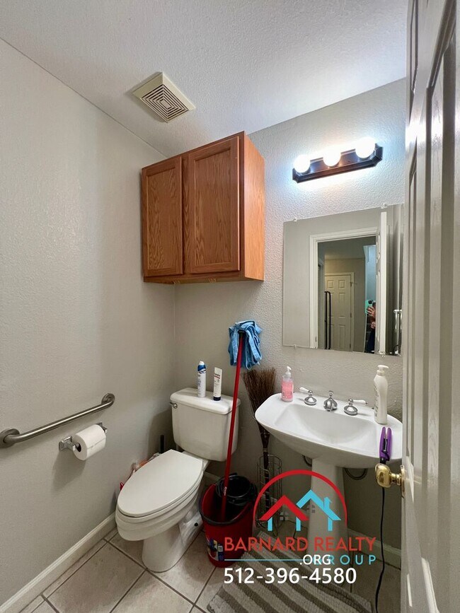 Building Photo - Available July 18: 3 bedroom, 2.5 Bath Duplex with Garage and Fenced Yard