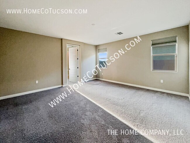 Building Photo - 9915 N Cardon Grande Trail