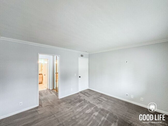 Building Photo - 21714 Lake Vista Dr