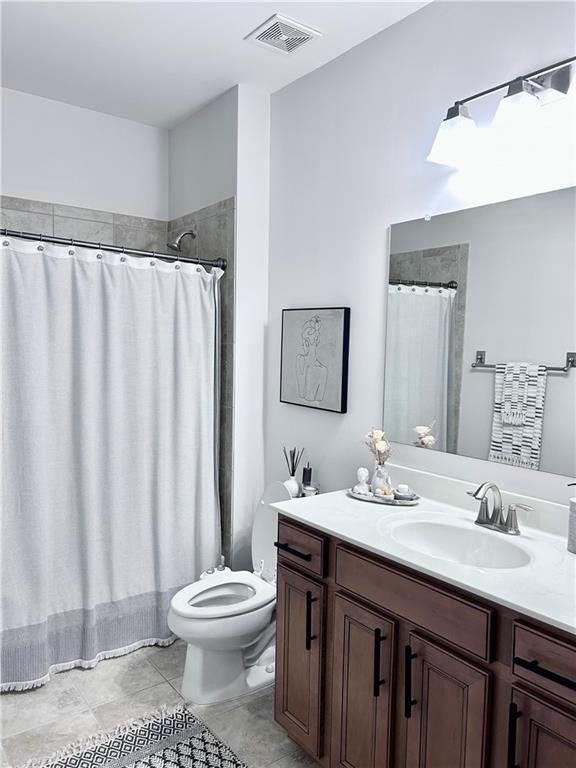 Building Photo - 1341 Chaplains View