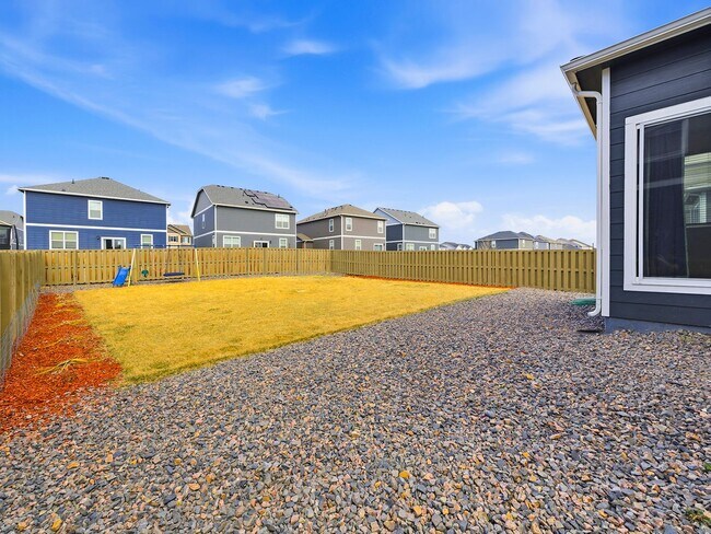 Building Photo - Beautiful Home in Severance with 3-Car Garage, Fenced Yard, and Central A/C!