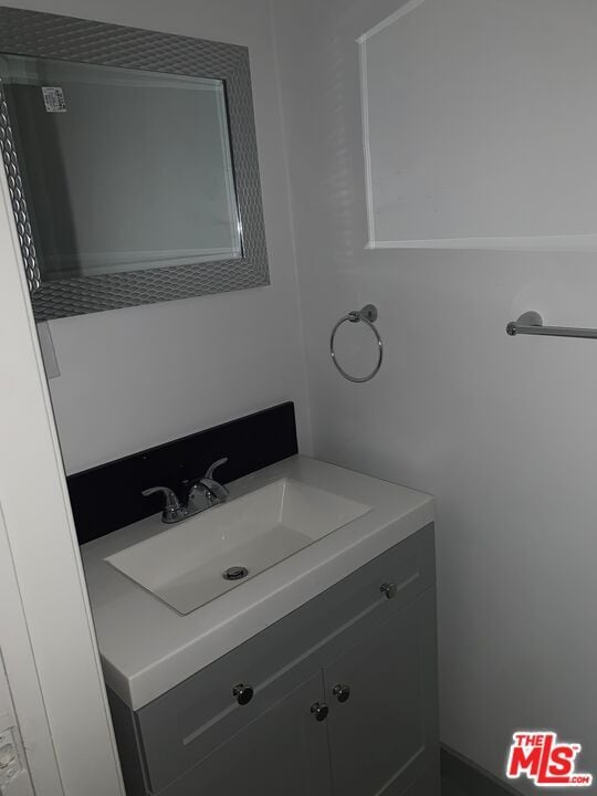 Building Photo - 1475 S Wooster St