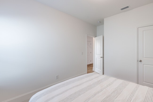 Building Photo - 173 Tillery Ln