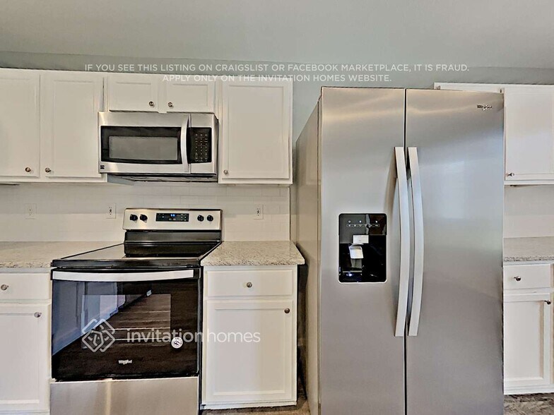 Building Photo - 4401 Courtside Dr