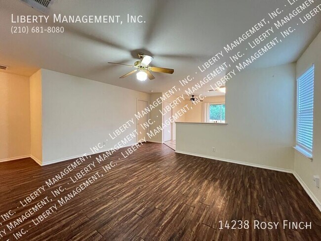 Building Photo - Roomy 4 bed, 2.5 bath on a cul-de-sac!