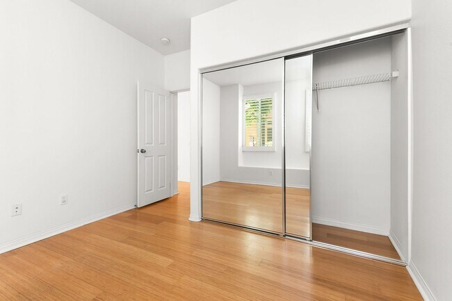 Building Photo - Paseo del Sol Charmer with Private Yard and Community Pool