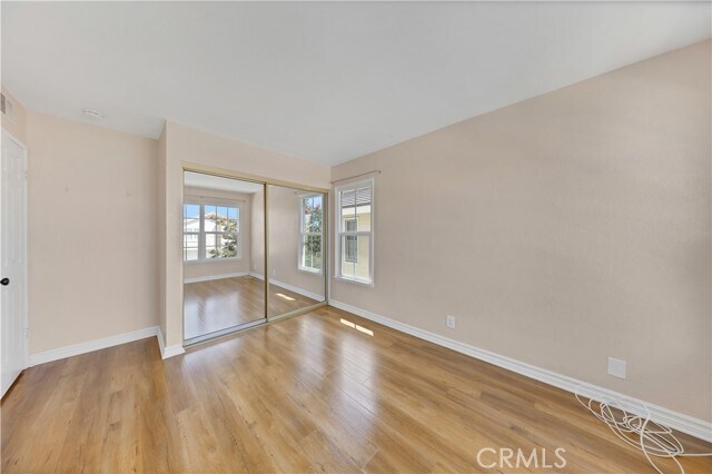 Building Photo - 11 Recodo