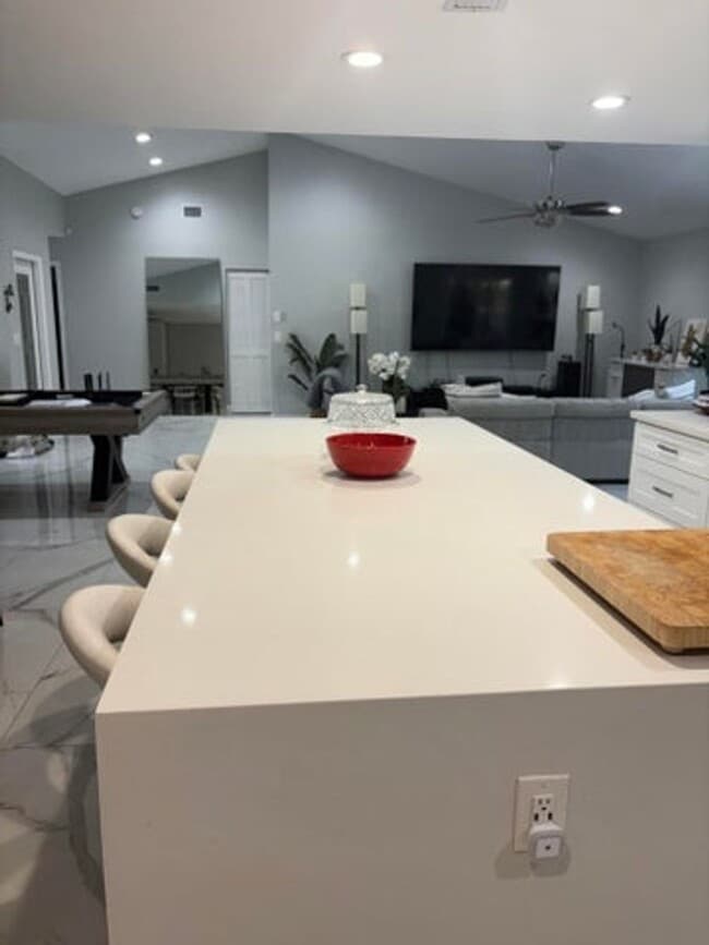 Building Photo - 18255 181st Cir S