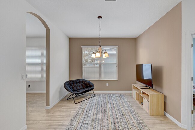 Building Photo - 11320 Scribner Station Ln