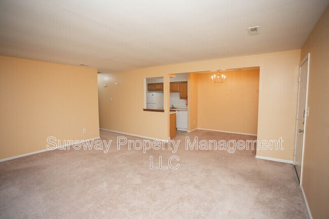 Building Photo - 115 Claire Ct