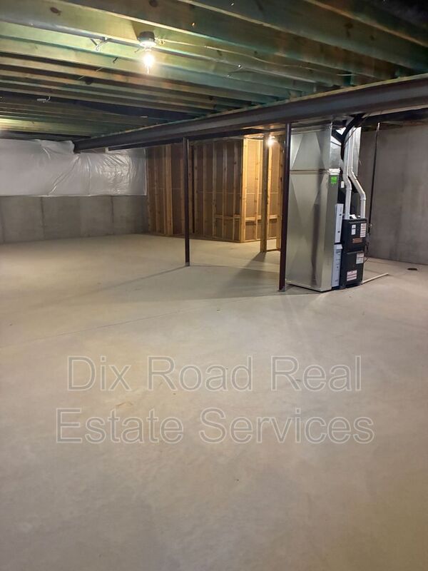 Building Photo - 2129 Pumpkin Ridge Ct