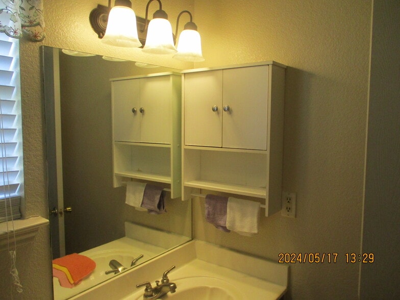 Building Photo - 130 Private Road 4806