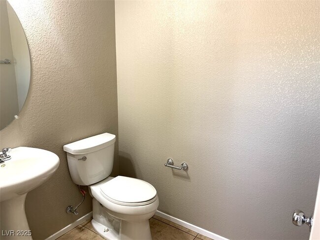 Building Photo - 10801 Cape Shore Ave