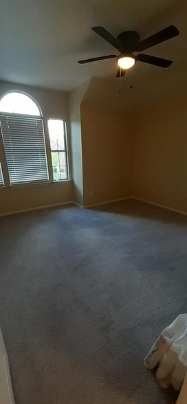 Building Photo - 4526 Julian Dr