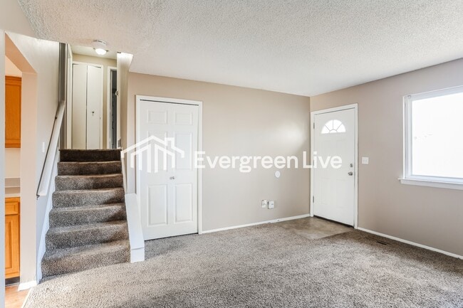 Building Photo - 5427 Carbondale Dr