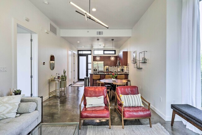 Building Photo - 2525 S Lamar Blvd