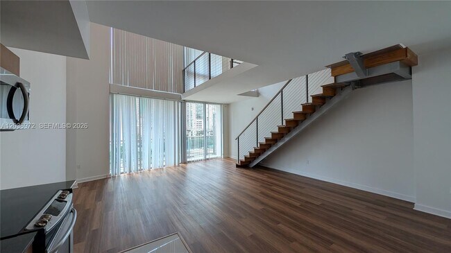 Building Photo - 350 S Miami Ave