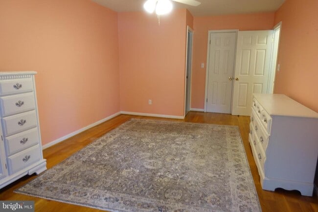 Building Photo - 6006 Bridgepointe Dr