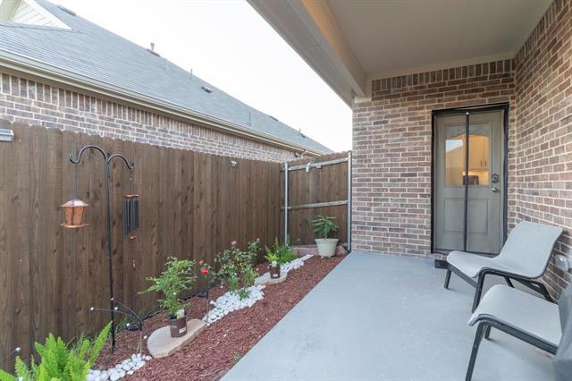 Building Photo - 2106 Fimbry dr