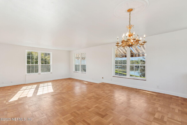 Building Photo - 1815 Largo Rd