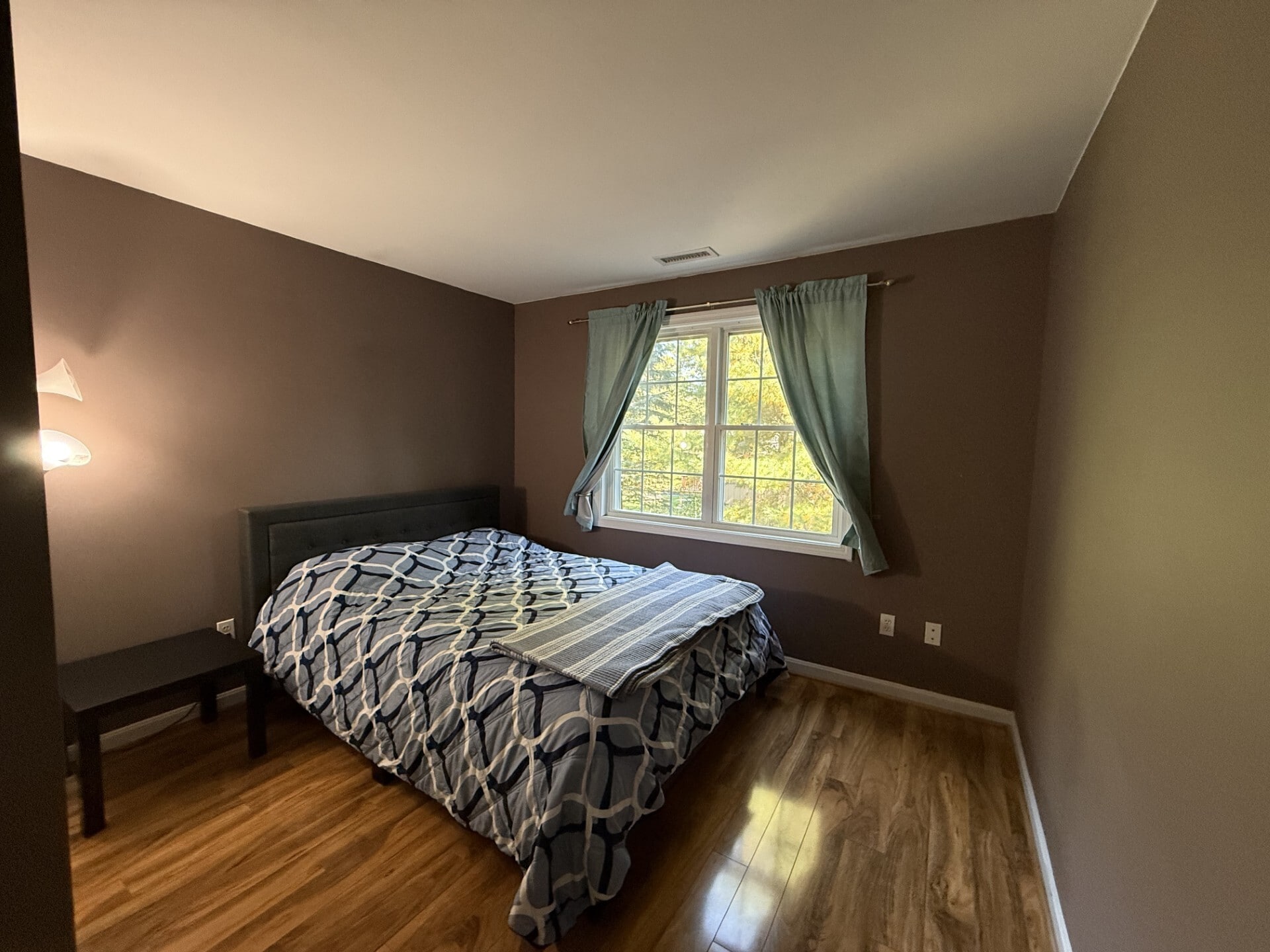 Building Photo - 5 Equestrian Ln