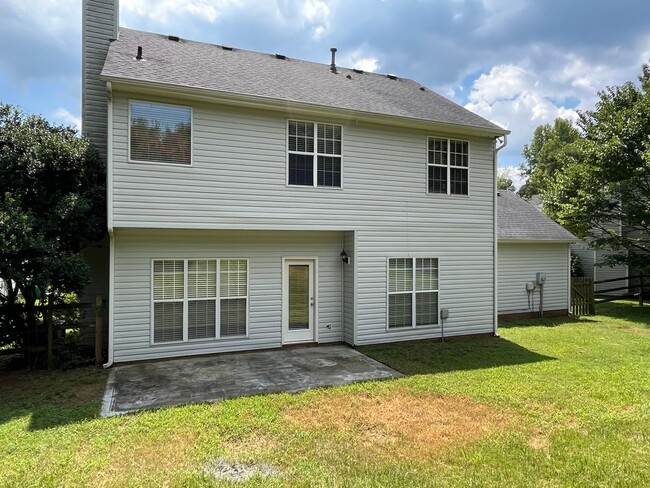 Building Photo - Spacious 4 Bed Home in Steele Creek