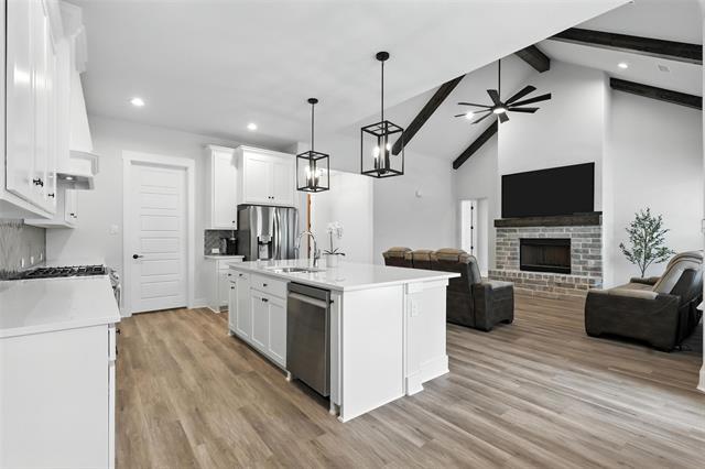 Building Photo - 3141 Claire Dr