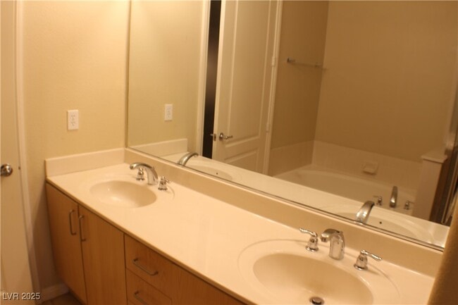 Building Photo - 50 E Serene Ave