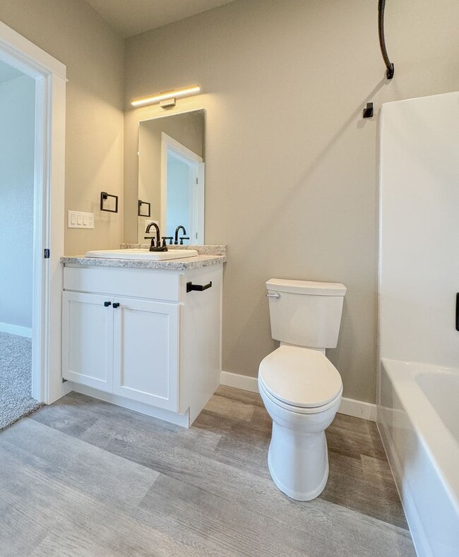 Building Photo - Pet Friendly 2 bed/ 2 bath unit at Soldier Ridge!