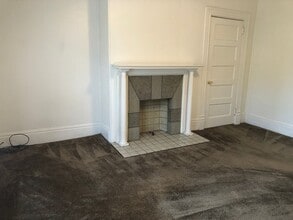 Building Photo - 509 Forest Ave