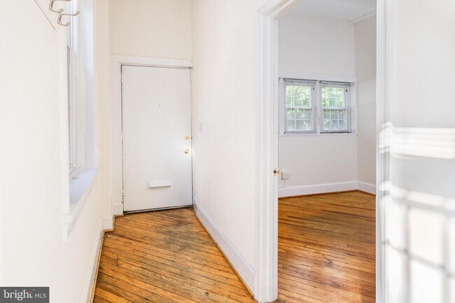 Building Photo - 1213 12th St NW