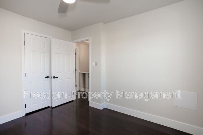 Building Photo - 102 Lynhaven Dr