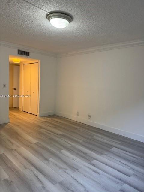 Building Photo - 321 Lakeview Dr