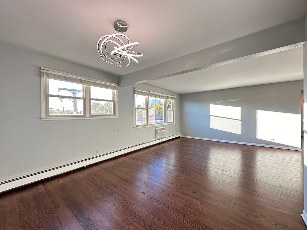 Building Photo - 8644 Skokie Blvd