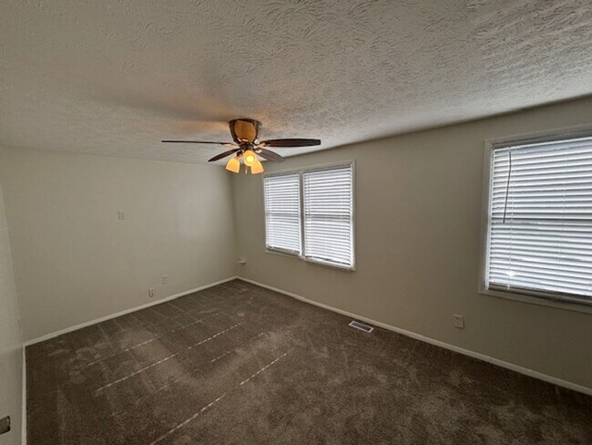 Building Photo - Beautifully Renovated 3-Bedroom, 2.5-Bath Townhome in Tucker!
