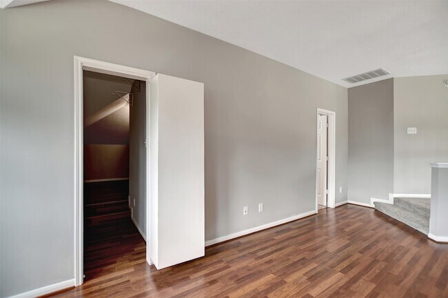 Building Photo - 1709 Orlando St