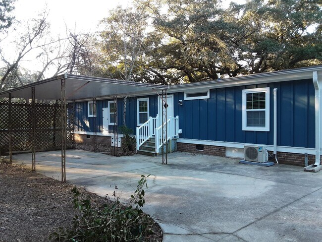 Building Photo - 580 Satellite Ave