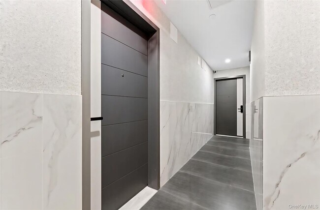 Building Photo - 132-43 Metropolitan Ave