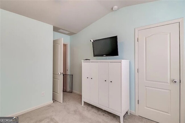 Building Photo - 2344 Attewood Dr