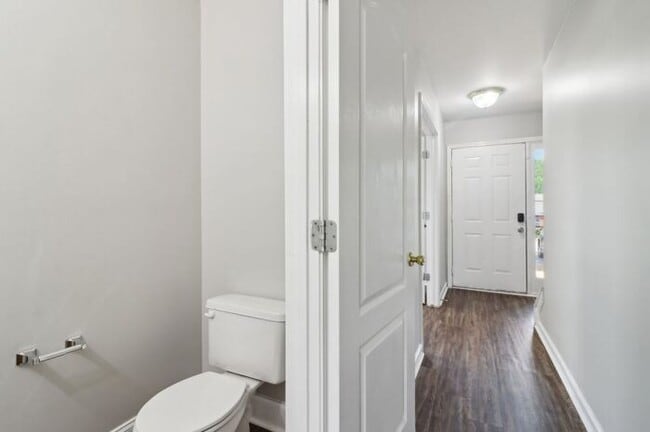 Building Photo - Fantastic 3bd/2.5ba home! Let yourself in!