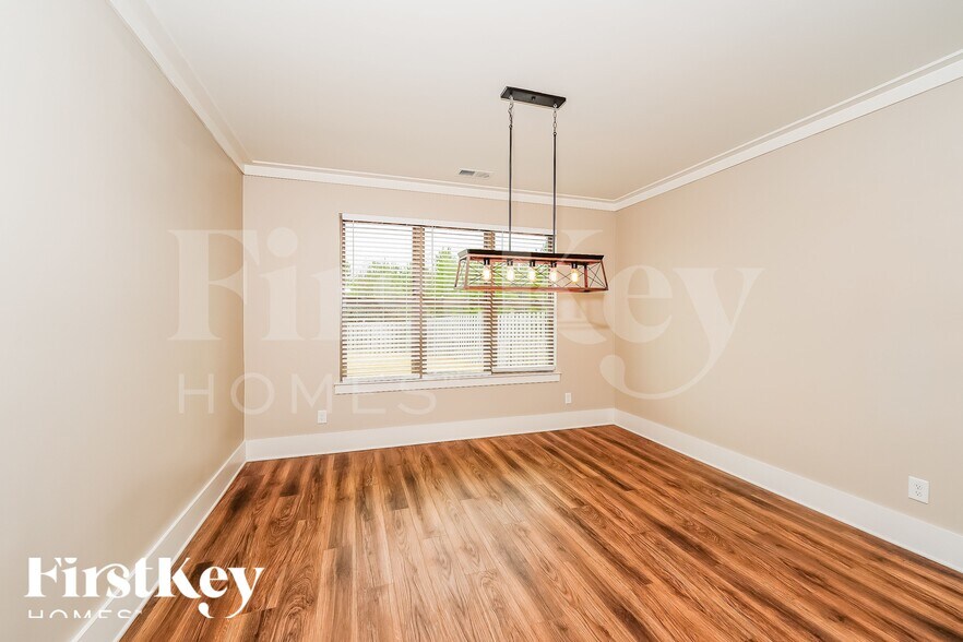 Building Photo - 4953 Natalie Way