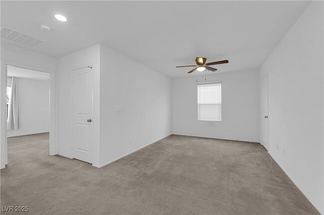 Building Photo - 9734 Cluny Ave