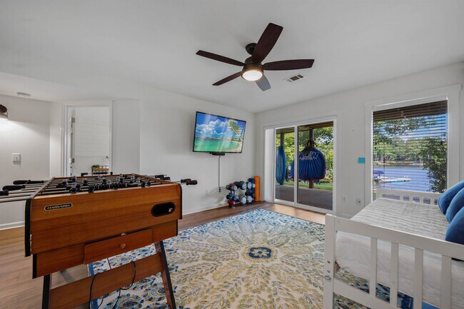 Building Photo - 375 Arrowhead Trail NE